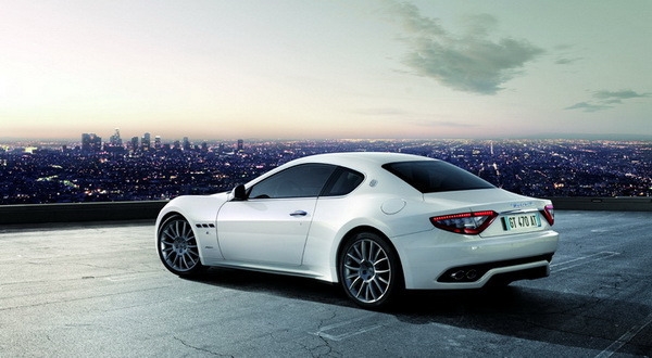 Maserati_Gran Turismo_S Automatic