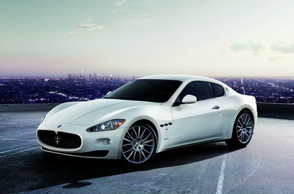 Maserati_Gran Turismo_S Automatic