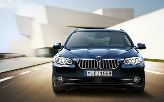 BMW_5-Series Touring_530d