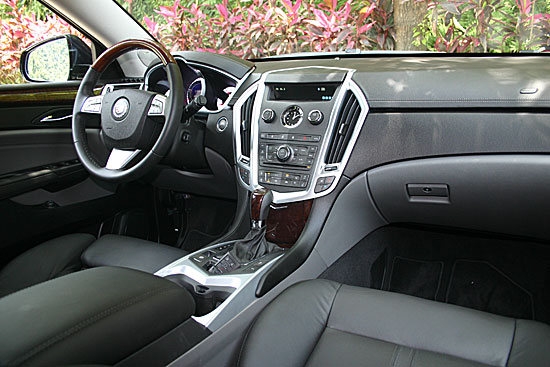 Cadillac_SRX_3.0 Elegance