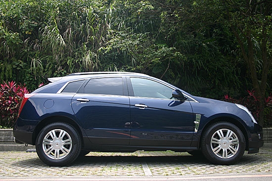 Cadillac_SRX_3.0 Elegance