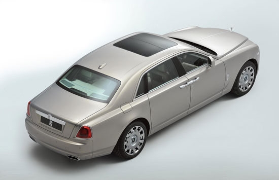 Rolls-Royce_Ghost_6.6 V12 EWB