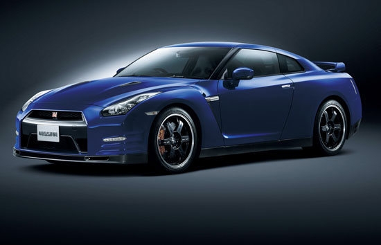 Nissan_GT-R_Black Premium