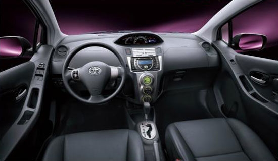 Toyota_Yaris_1.5 G Leather