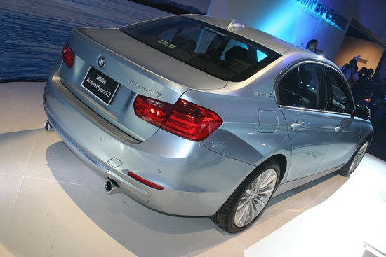 BMW_3-Series Sedan_ActiveHybrid 3 Luxury