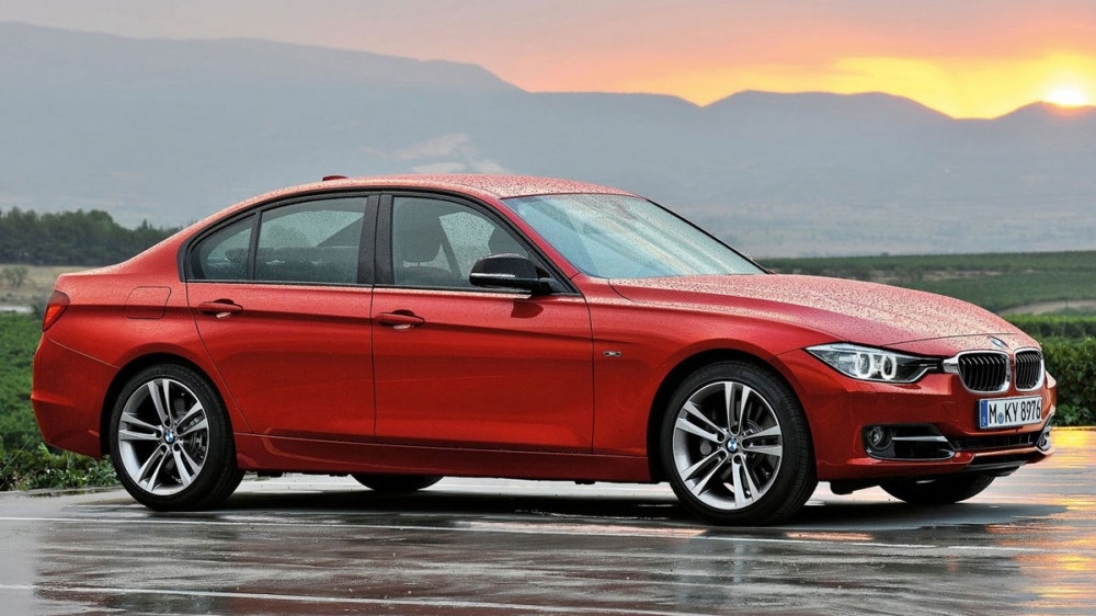 BMW_3-Series Sedan_320i