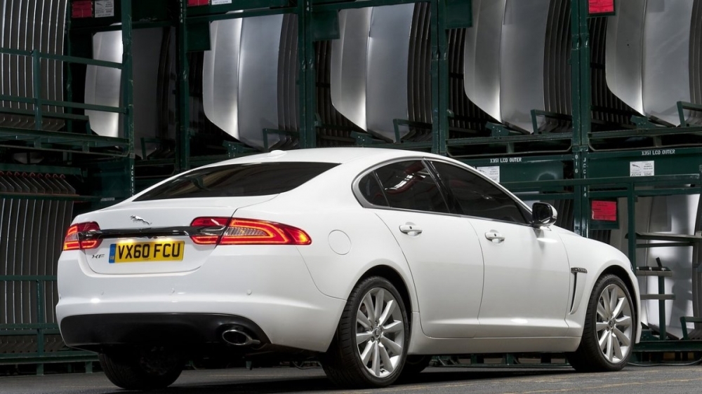 Jaguar_XF_2.2D