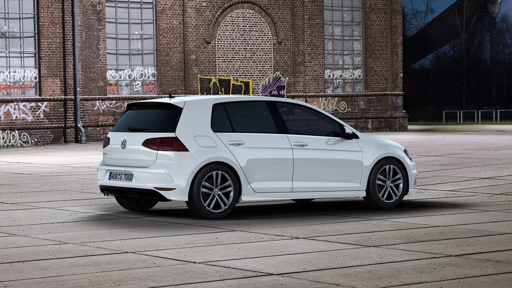 Volkswagen_Golf_280 TSI R-Line