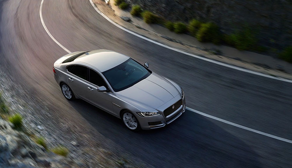 Jaguar_XF_R-Sport 25t