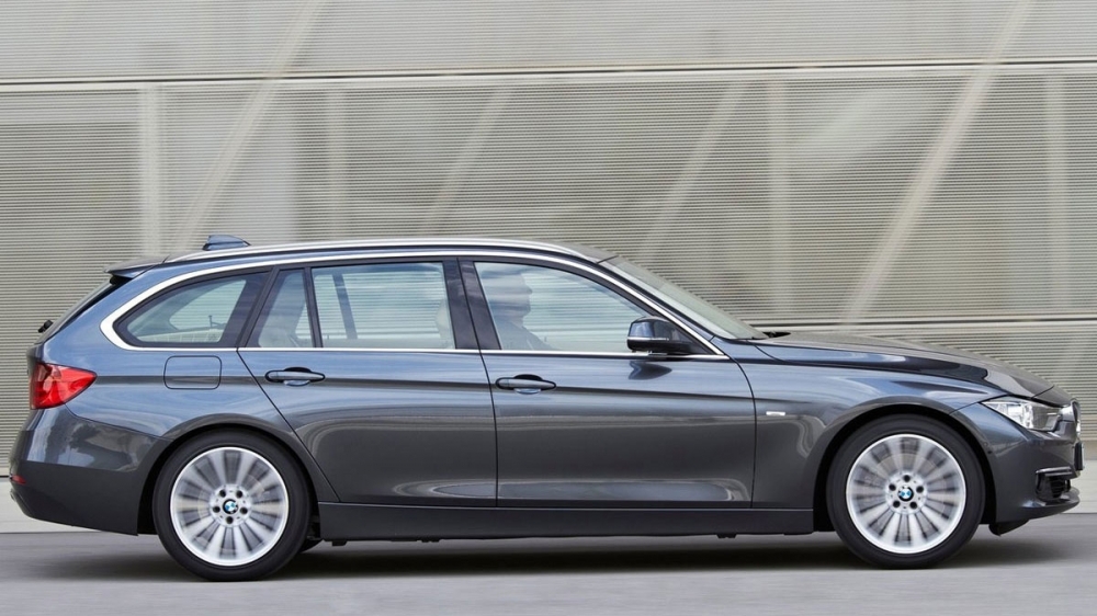 BMW_3-Series Touring_320i Sport