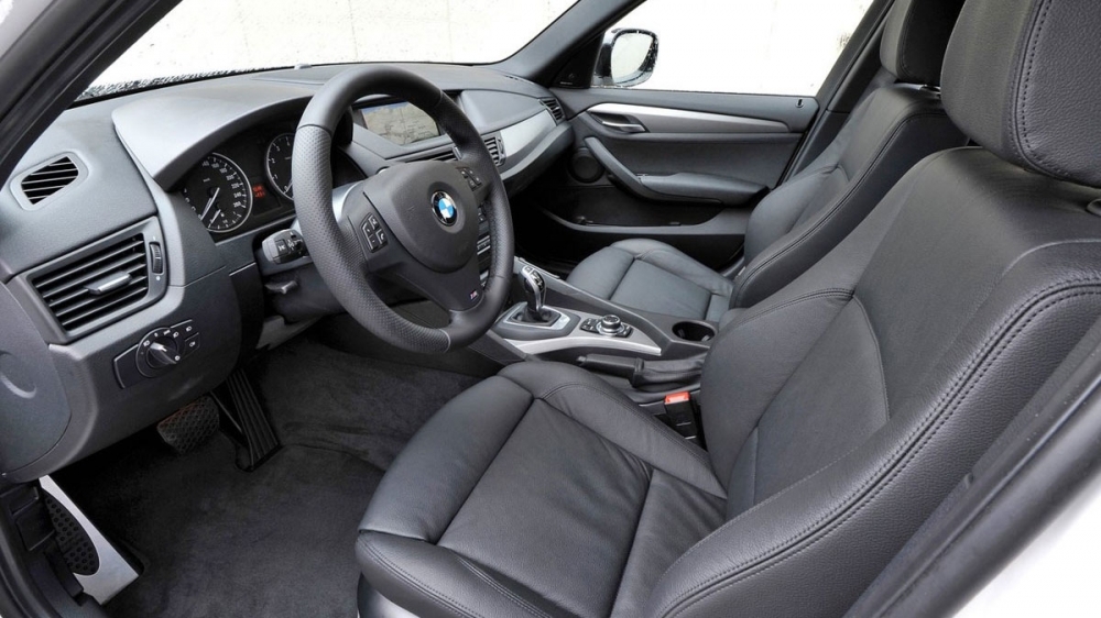 BMW_X1_sDrive20i Sport Line