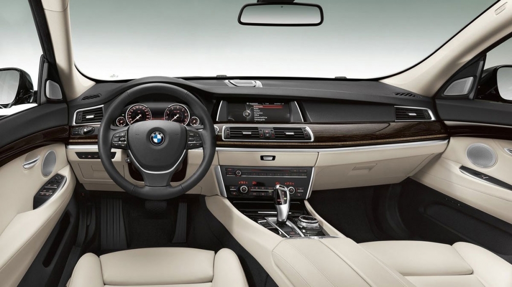 BMW_5-Series GT_528i