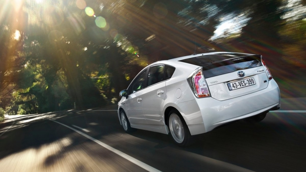 Toyota_Prius_1.8 E