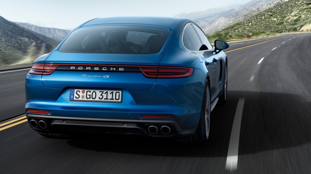 2019 Porsche Panamera 4 S