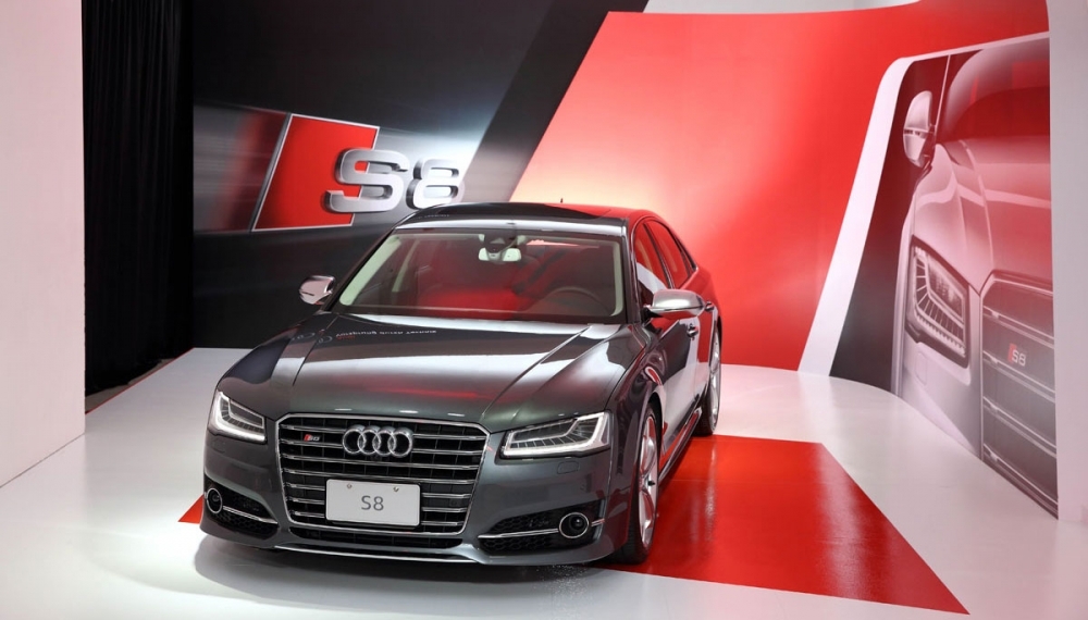 Audi_A8(NEW)_S8