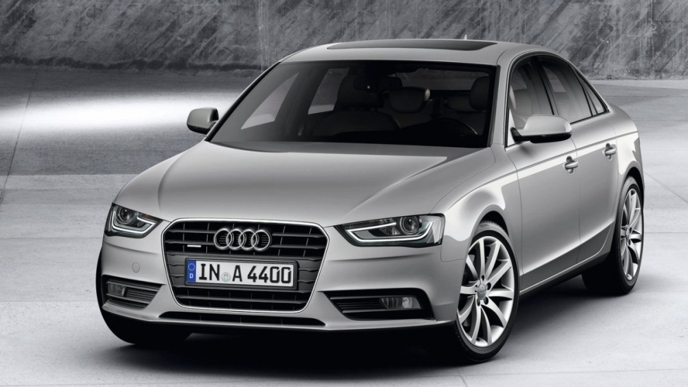 Audi_A4 Sedan_30 TDI