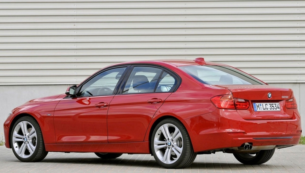 BMW_3-Series Sedan_328i Sport