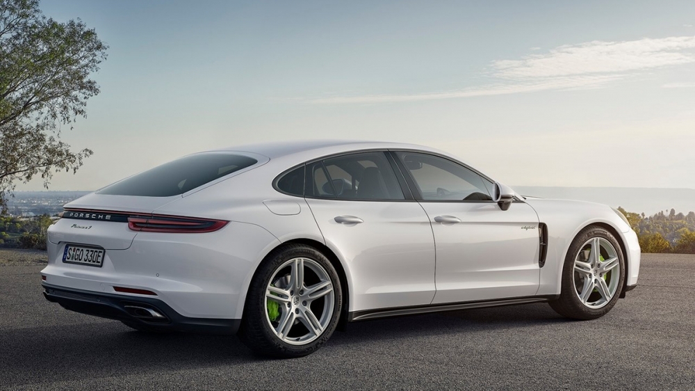 2019 Porsche Panamera 4 E-Hybrid