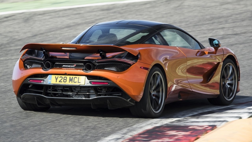 McLaren_720 S_V8