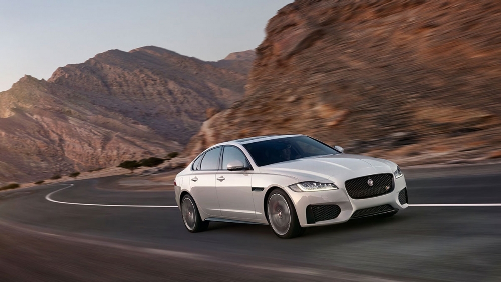 2019 Jaguar XF S