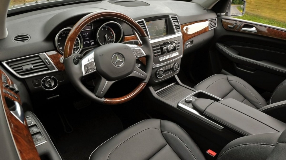 M-Benz_M-Class_ML400 4MATIC