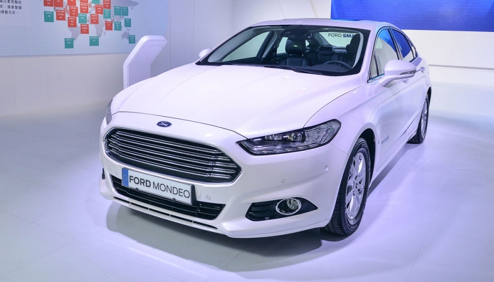 Ford_Mondeo_2.0 Hybrid