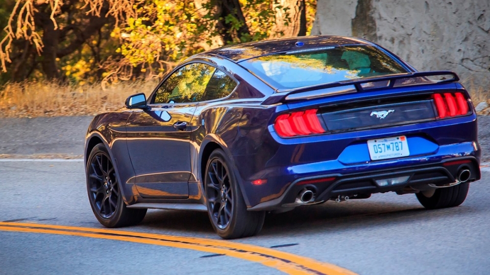 2022 Ford Mustang EcoBoost Premium