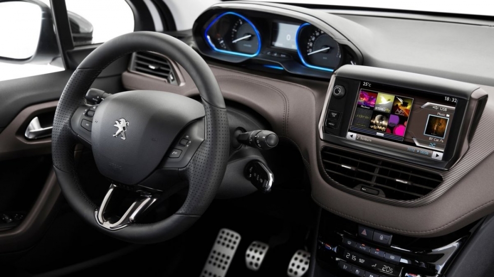 Peugeot_2008_1.2 Pure Grip Control