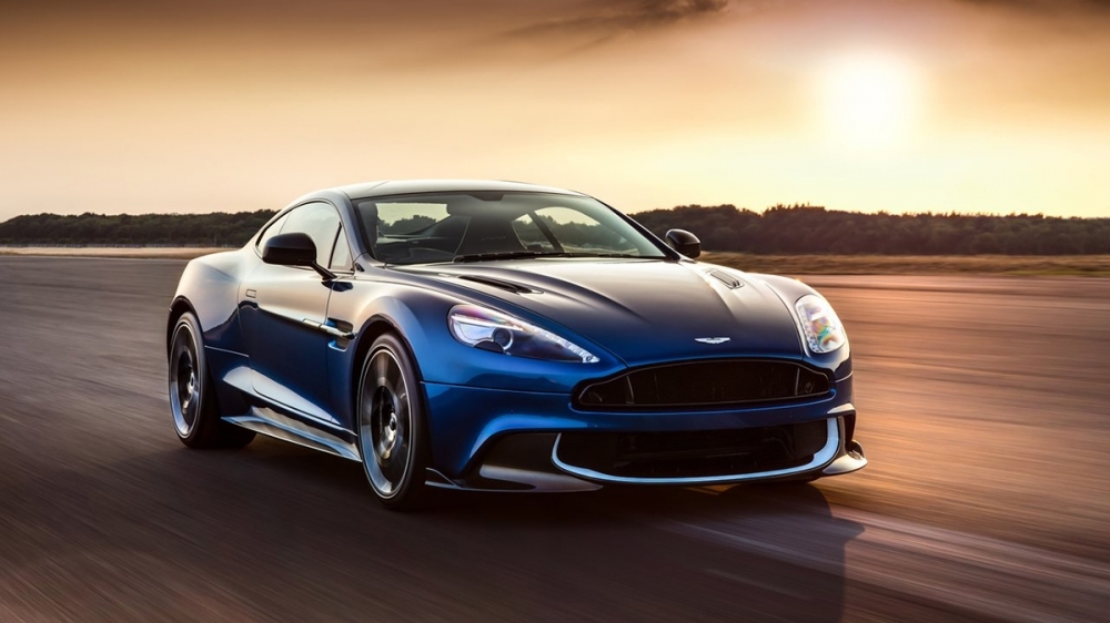 Aston Martin_Vanquish_S 6.0 V12