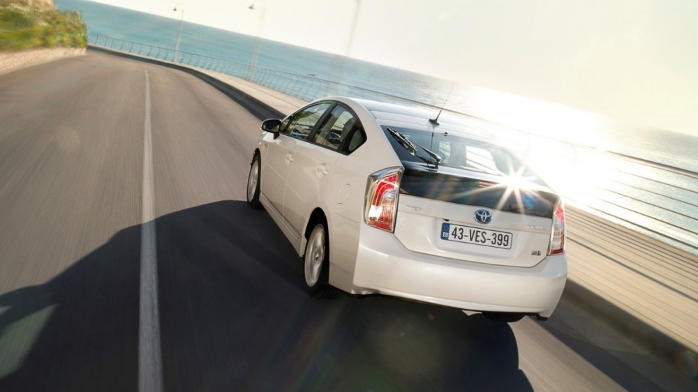 Toyota_Prius_1.8 E