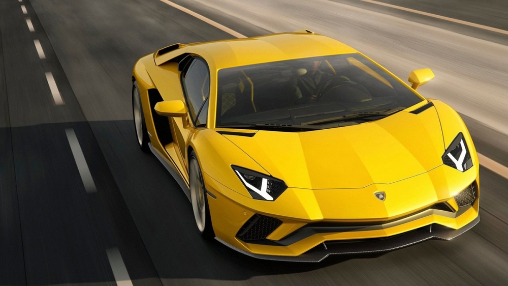 Lamborghini_Aventador S Coupe_V12