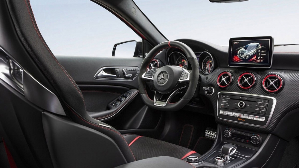 M-Benz_A-Class_AMG A45 4MATIC