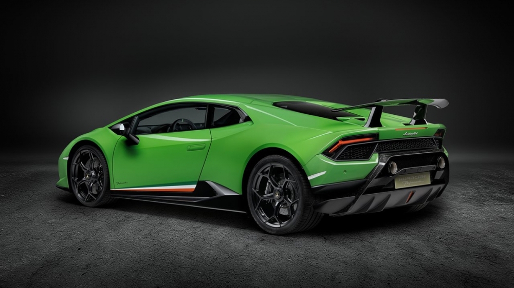 Lamborghini_Huracan Coupe_Performante