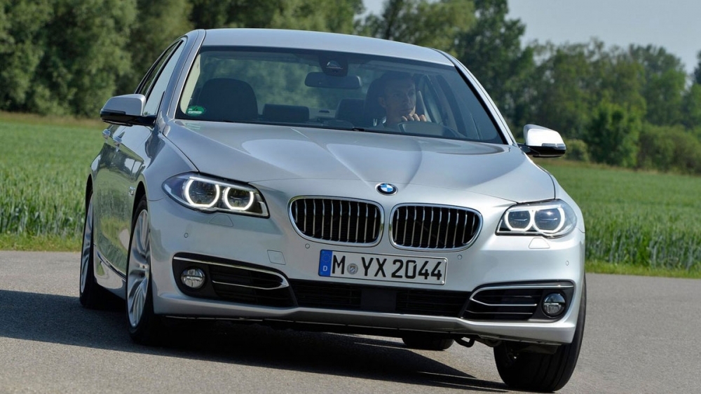 BMW_5-Series Sedan_520d