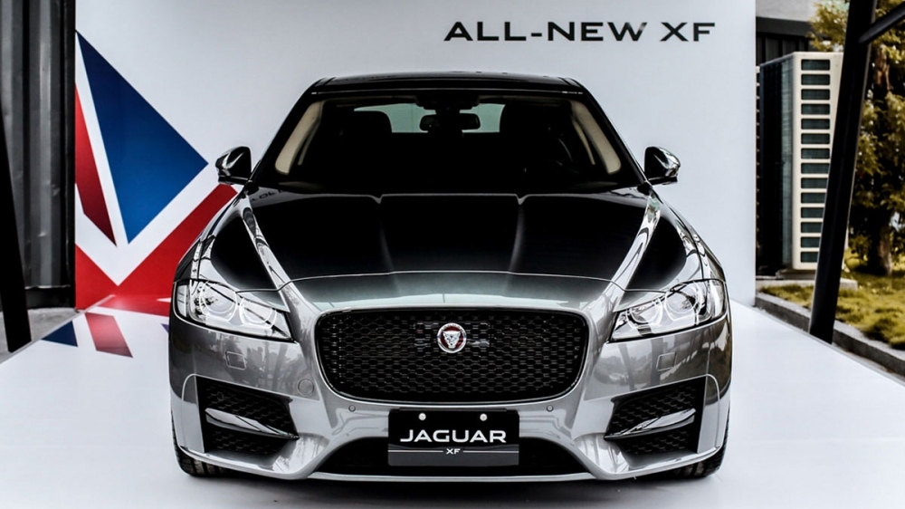 Jaguar_XF_R-Sport 20d