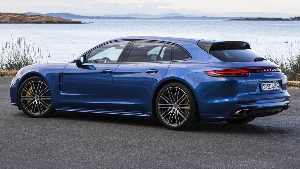 2020 Porsche Panamera Sport Turismo Turbo