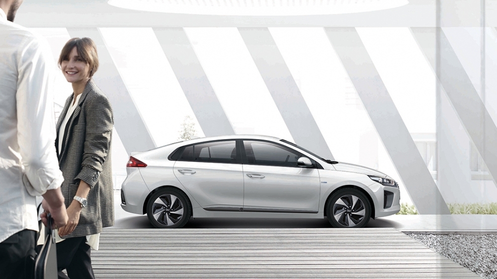 Hyundai_Ioniq_Hybrid 1.6