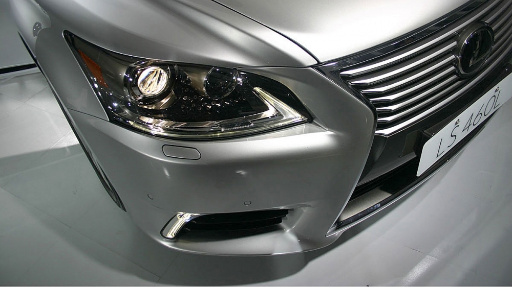 Lexus_LS_460L OTTOMAN