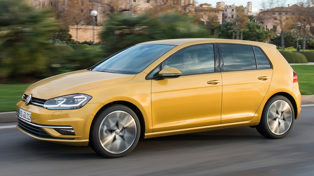 Volkswagen_Golf(NEW)_230 TSI Comfortline