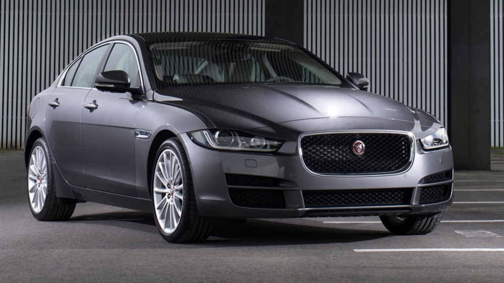 Jaguar_XE_Prestige 20d