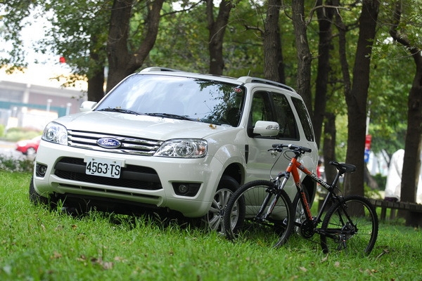 2009 Ford Escape 2.3 2WD XLT