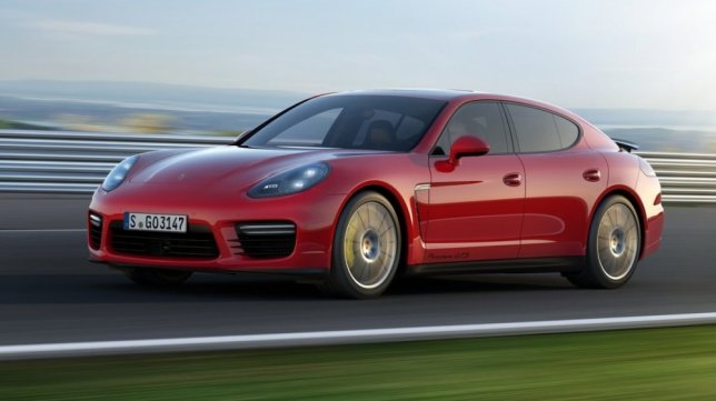 2015 Porsche Panamera GTS