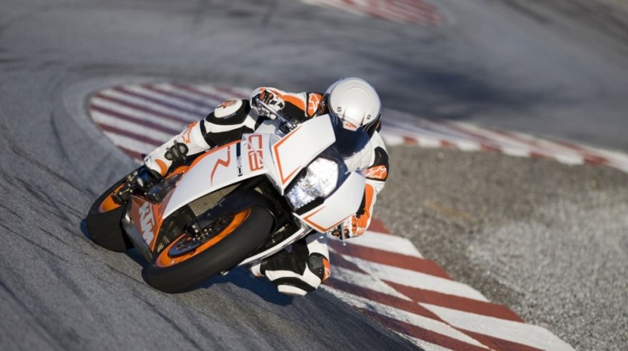 2015 KTM RC 8R 1190