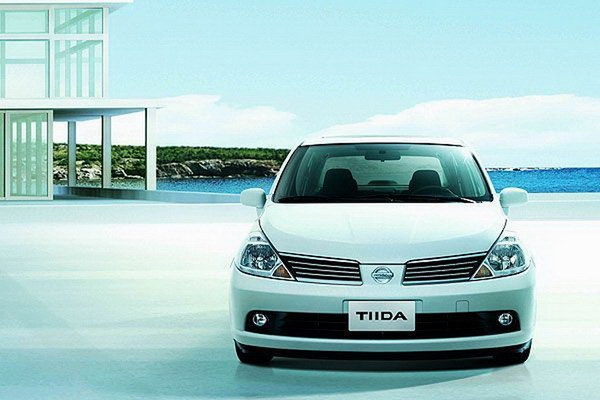 2011 Nissan Tiida 4D 1.6 B