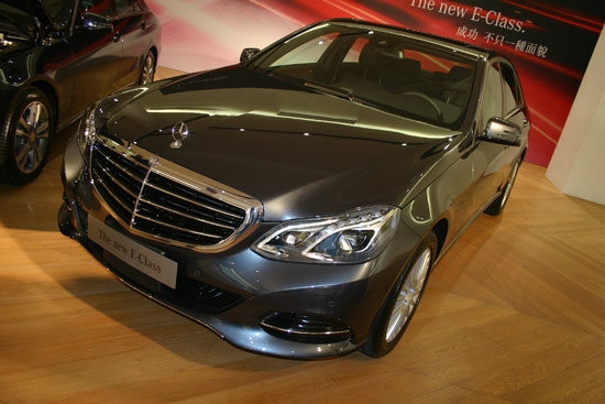 2013 M-Benz E-Class Sedan(NEW) E400 Elegance