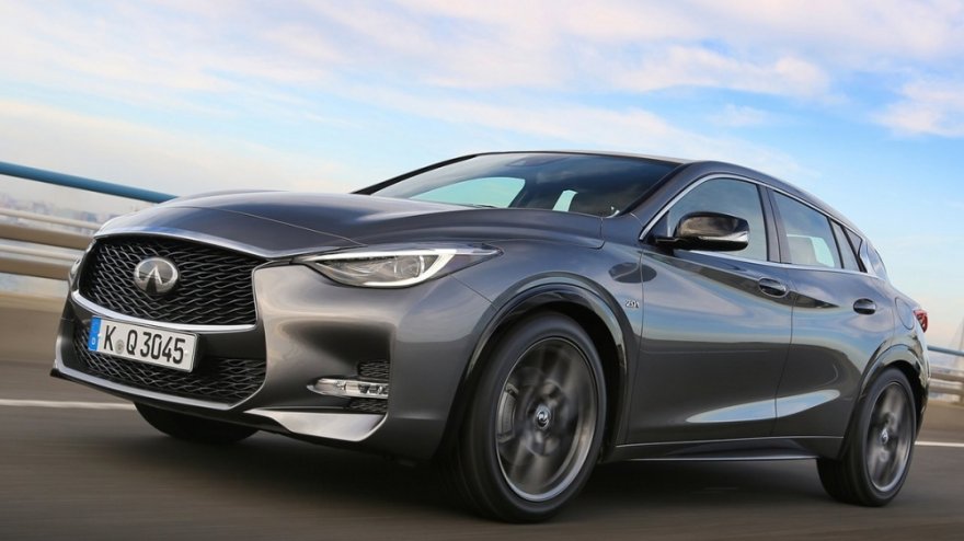 2016 Infiniti Q30