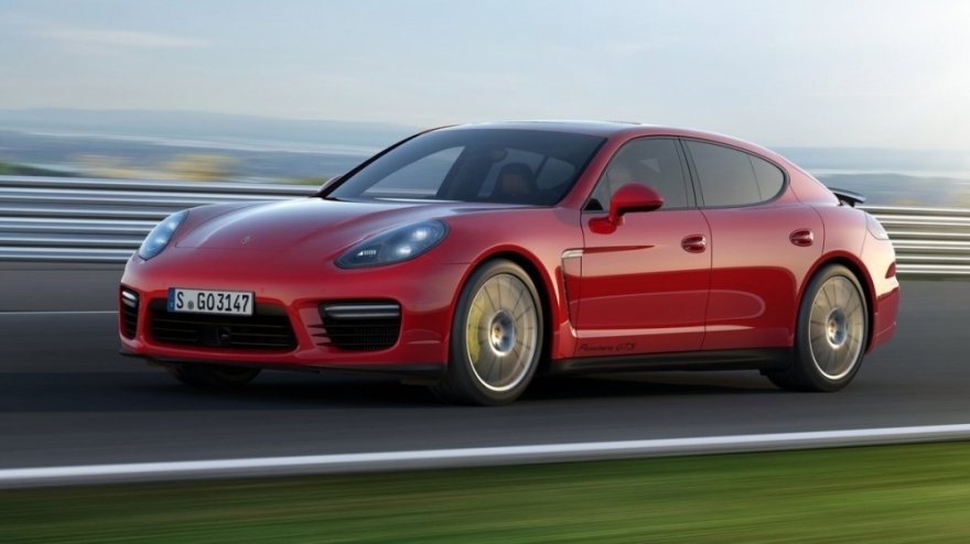 2016 Porsche Panamera GTS