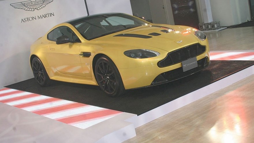 2016 Aston Martin Vantage V12 S